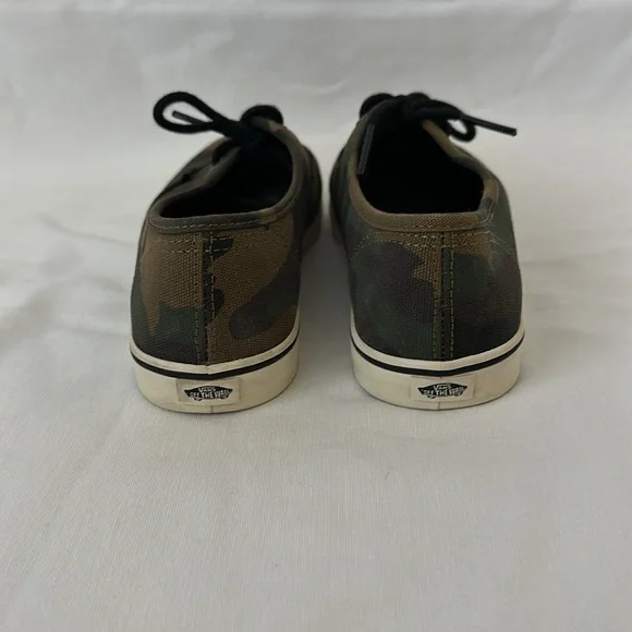 Camo Vans - Picture 3 of 5